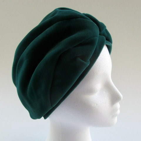 Vintage Green Velvet Turban Style Hat, 1960's