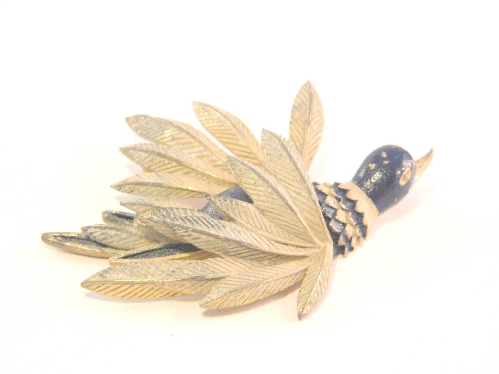 St. Labre Enamel Bird in Flight Vintage Figural Pin Brooch