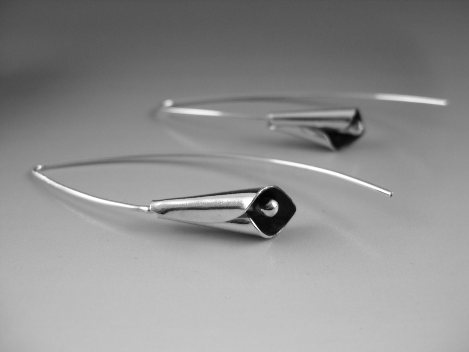 Silver Calla Lily Dangle Earrings