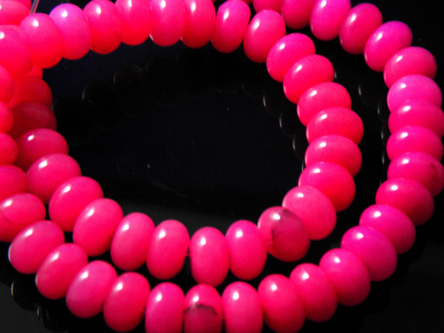 10 pc- Smooth Hot Pink Rondelle Jade Beads, 10x5mm