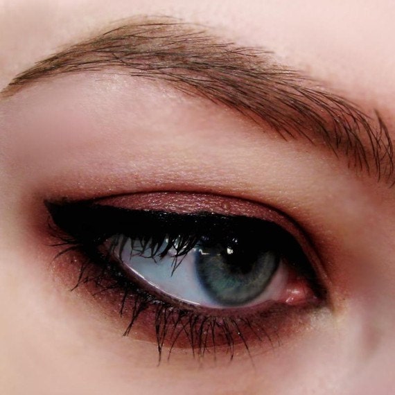 All Natural Mineral Makeup Gel Eyeliner INTENSE BLACK Easy to Use Made with Natural and Organic Ingredients