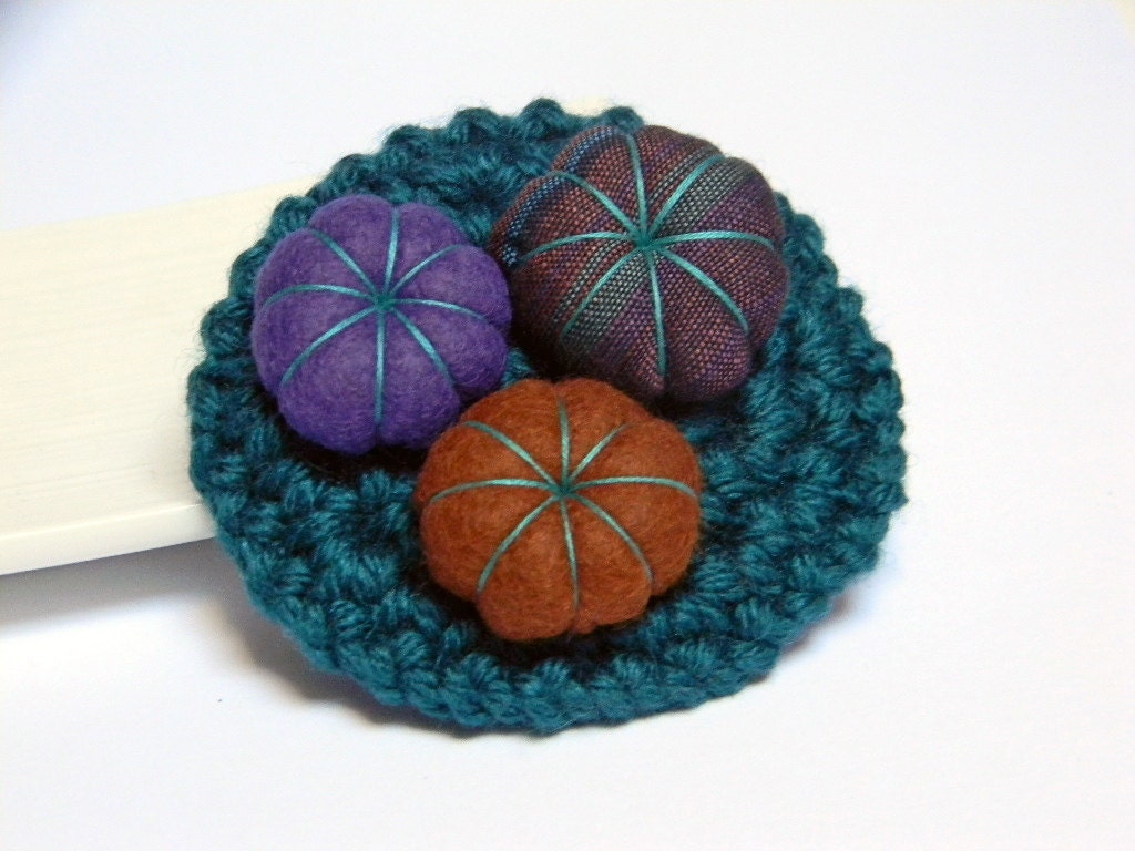 Teal green crocheted wool brooch, felt and fabric flowers, purple, green, cinnamon. Yarn jewelry, eco friendly jewelry