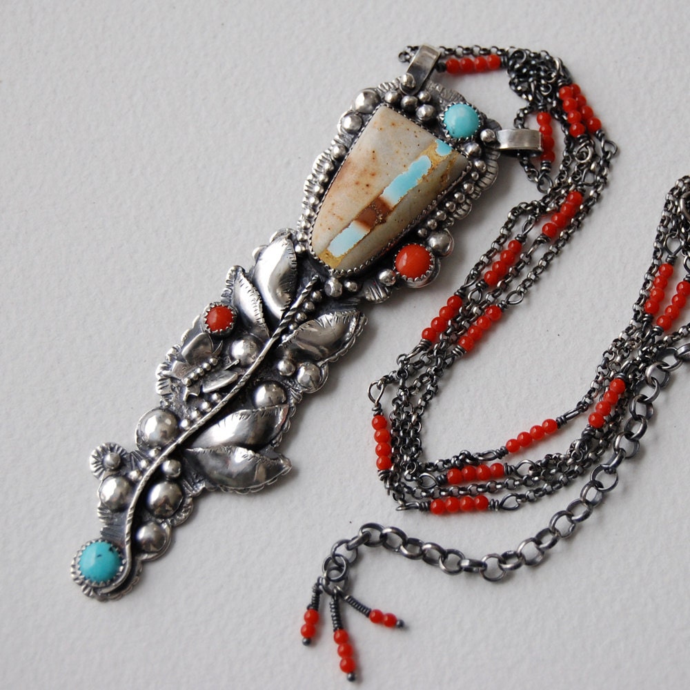 Weekend Special - Growing Lovely necklace