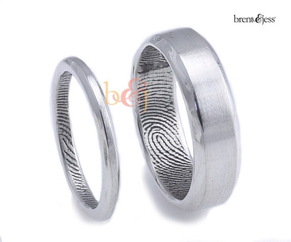 2.5mm/6mm Set, Sterling Silver Custom Fingerprint Wedding rings or Commitment Bands with Beveled Outside Edge