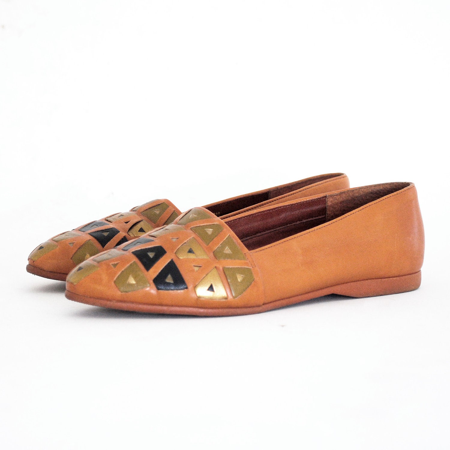 Aztec Triangle Woven Earth Tone Almond Toe Loafers 6.5. Olive Gold & Black On Caramel Leather.