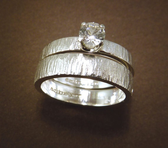 Engagement Wedding Band Ring Set - White Sapphire Wood Grain, Tree Bark 4 Prong Setting Set of 2