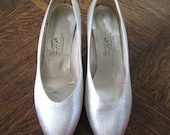 Vintage Shiny Textured Silver Heels