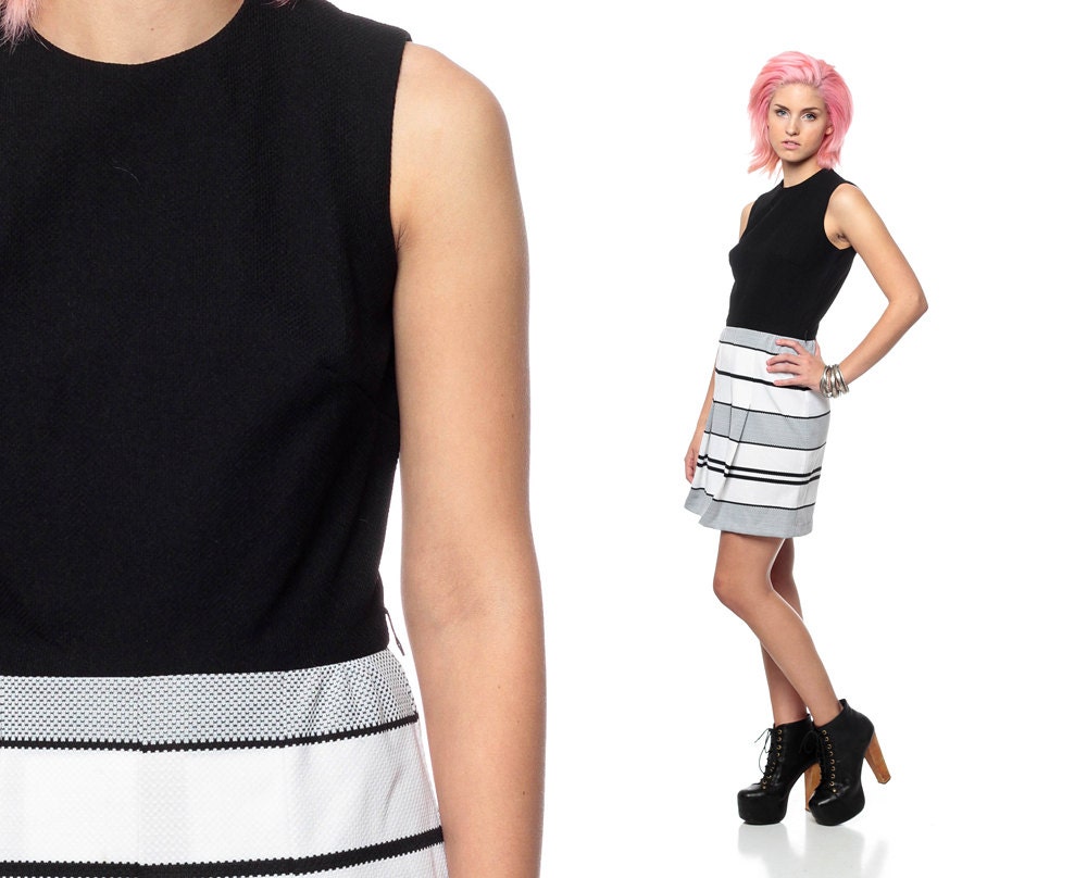 60s Pleated Dress Black and White Mini STRIPED Mod 1960s High Waisted Go Go 70s Vintage Sleeveless School Girl Preppy Retro Extra small xs