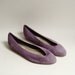 shoes 7.5 / lilac purple suede flats / pastel purple suede / shoes size 7.5 / 80s 1980s flats / vintage shoes