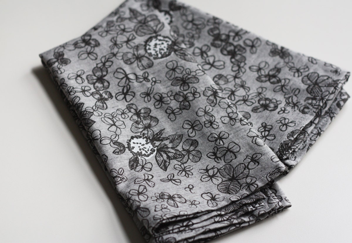 Organic Cotton Napkins (set of 2) Gray Clover