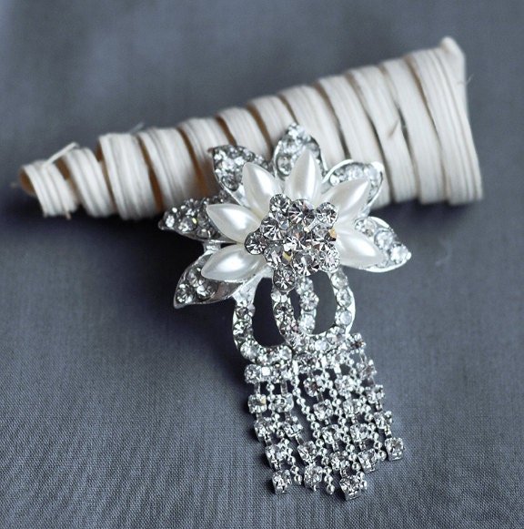 SALE Rhinestone Brooch Component Crystal Pearl Bridal Hair Comb Shoe Clip Pin Wedding Invitation Bouquet Cake Decoration BR125