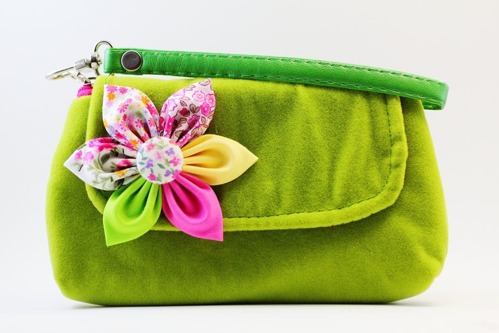 Green Velvet Clutch, Wallets Fabric Cases, Fabric Wallets, Gadget Wallet iPhone Samsung Galaxy, CellPhone Case, Padded