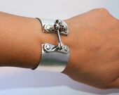 Three Ball Clasp Leather Bracelet