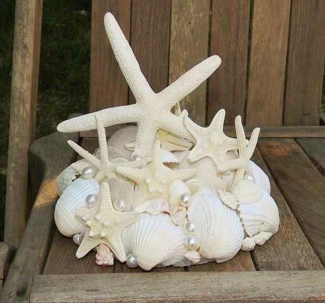 Starfish and sea shell cake topper