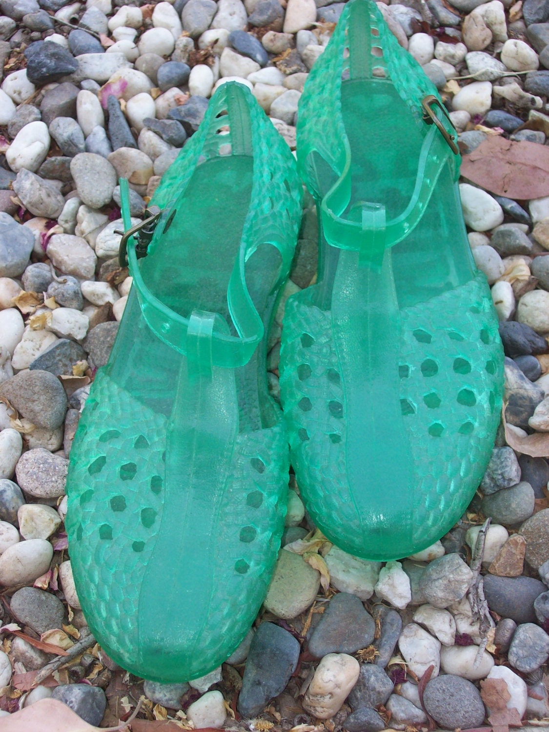 Vintage Neon Green FAMOLARE Italian Gels Jelly Shoes by RetroRealm