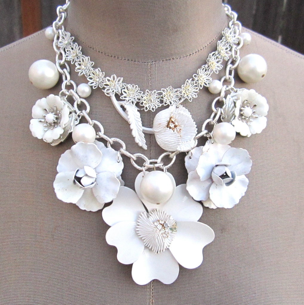 Bridal Statement Necklace Vintage Wedding Bib White Enamel Flower Chunky Repurposed Necklace - Do It The White Way