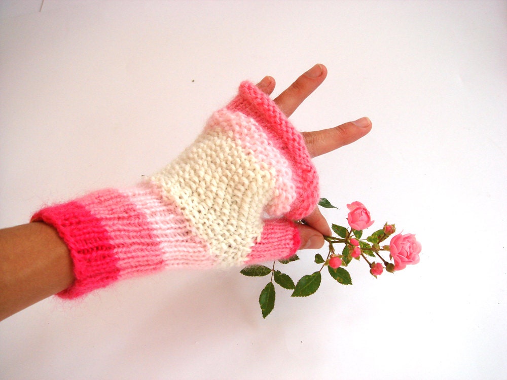 pink fingerless gloves