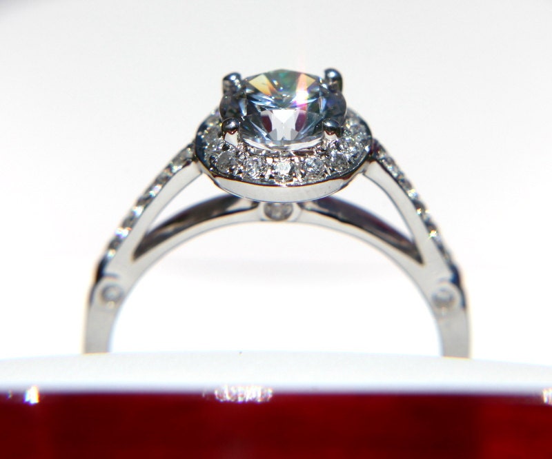 Diamond Engagement Ring  -14K white gold - 1.10 carat - Round - Halo - Pave - Antique Style