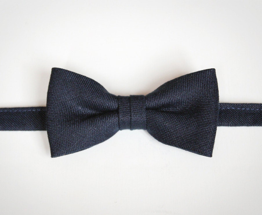 Nico - Midnight Navy Linen Bow Tie