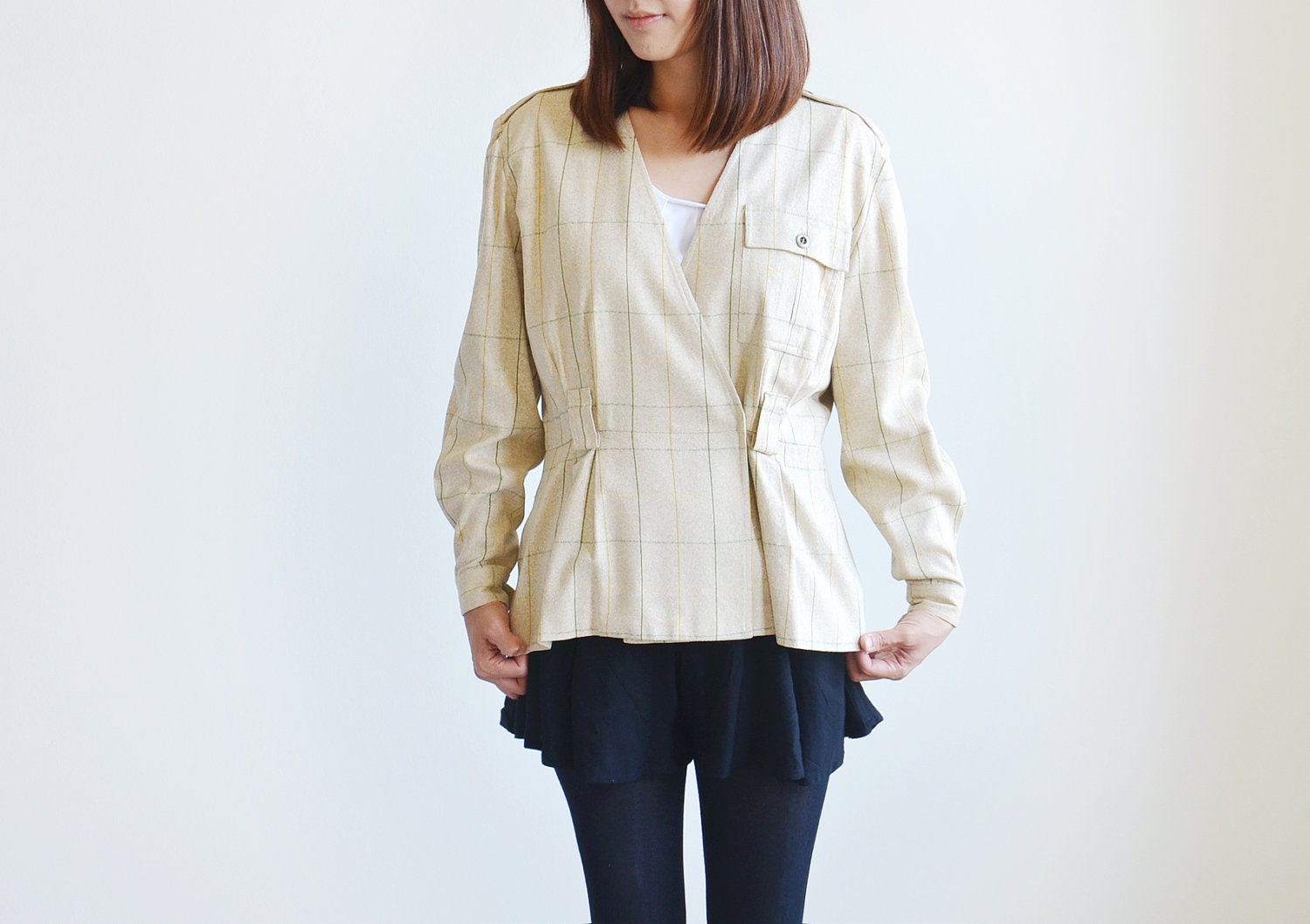 Vintage LIZ CLAIBORNE carmel plaid safari jacket.