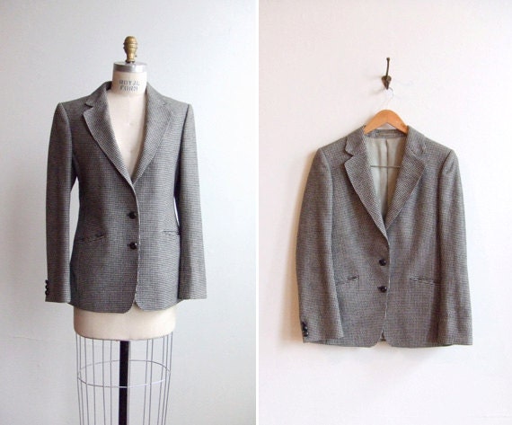 SALE////Vintage 1980s AQUASCUTUM black and white houndstooth wool blazer