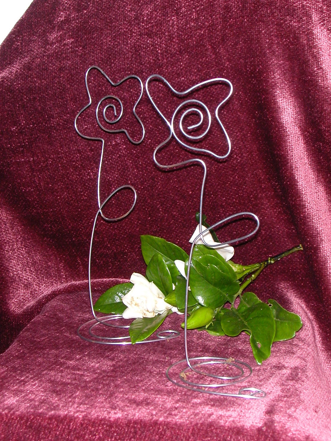 only 2.80 each....12 Silver Wire Wedding Table card holder / Menu Card Holder/ Place card Holders / Valentine (Whimsical Funky Wild Flower