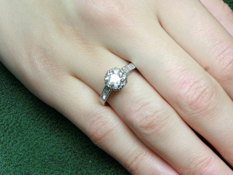 Vintage diamond engagement ring platinum wedding jewelry