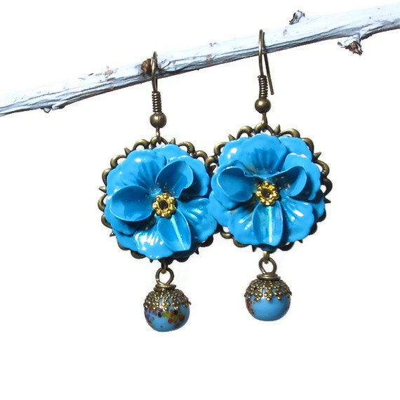 Flower Earrings, Vintage Inspired Jewelry, Turquoise Blue