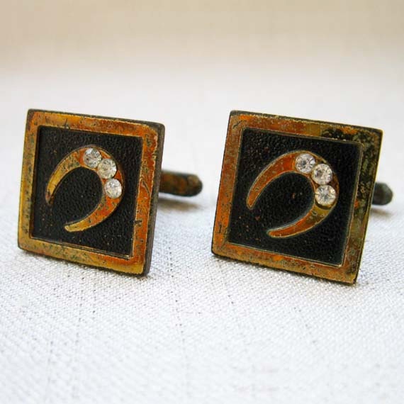 Vintage Cuff Links, Lucky Horseshoe Design, Goldtone Metal on Black Background with 3 Rhinestones,  Shabby Chic circa 1940s