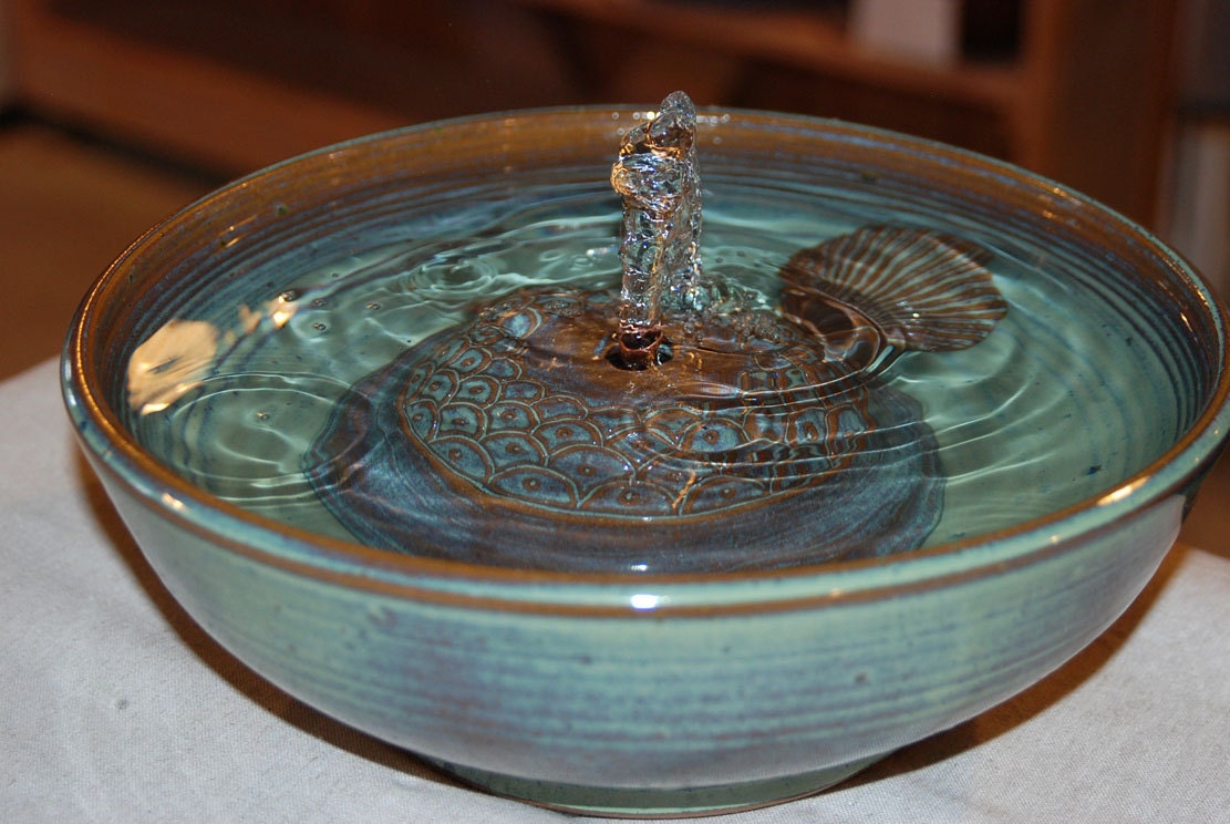Reduced -  Cat  Fountain, Handmade, Foodsafe -  "Sea Thing" - 10 Plus Inch Diameter