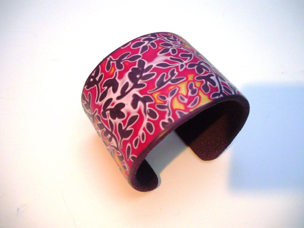JAPAN Elegant Cuff Bracelet in Polymer Clay Perfect Present under 60 USD