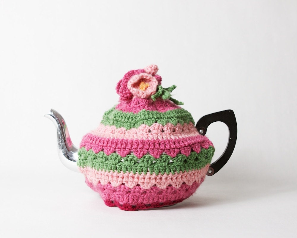 VIntage Crochet Teapot Cosy