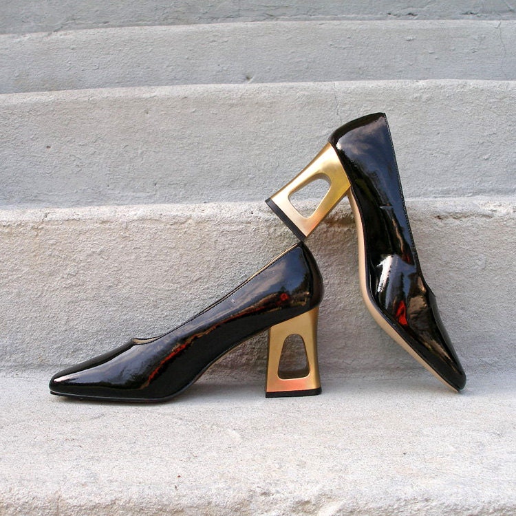 1990s High Heels / Early 90s Black Patent Gold Chunky Heels / Unworn / 6 1/2 to 7