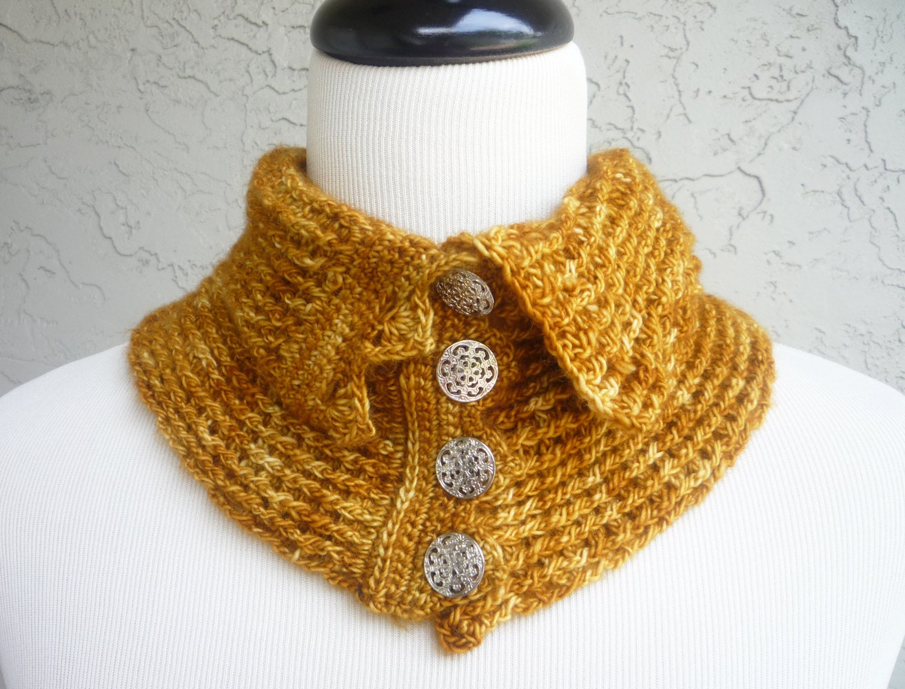 Venetian Carnival Cowl - PATTERN / PDF