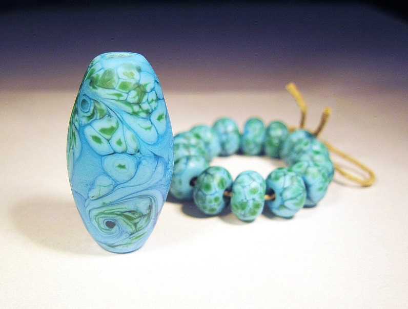 FREE SHIPPING Etched Turquoise Fern Focal and 14 Spacer Set