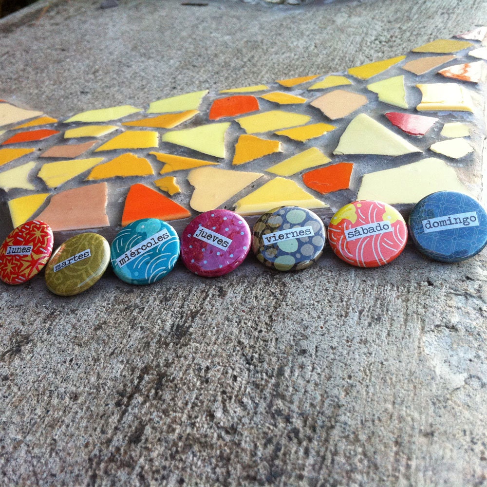 Días de la semana - Spanish Days of the Week Button Set