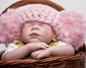 Merino POM POM hat Newborn-3 months only