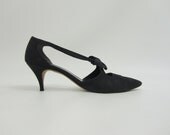 1950s Dress Shoes Bow Tie Kitten Heels in Black Size 8.5