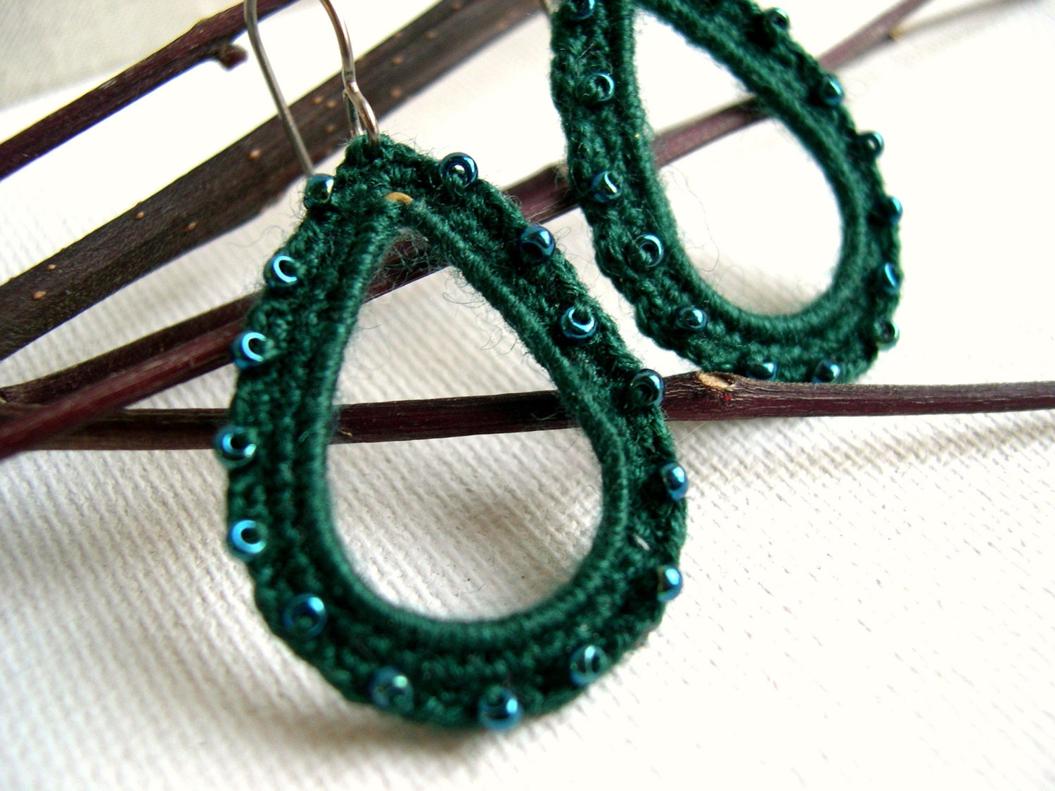 Emerald Green Crochet Dangle Earrings - Spring Fashion 2013 - Lacy trends - Bridesmaid Green Earrings - Beaded Crochet Jewelry - Statteam