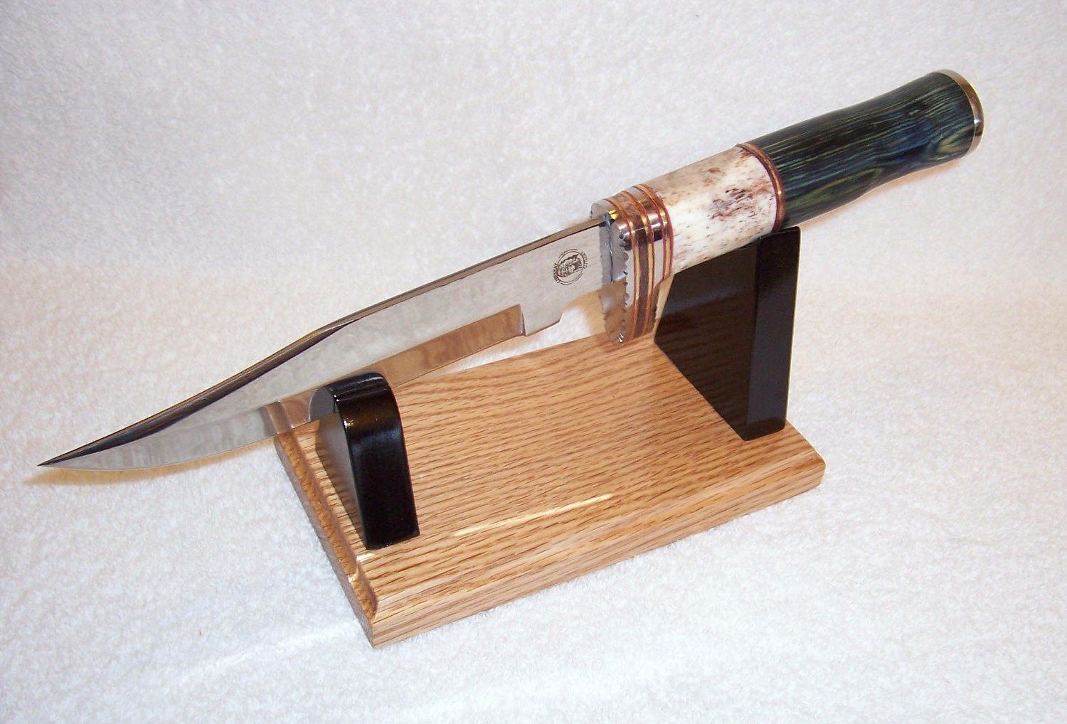 Large Fixed Blade Knife Display Stand Solid by Desertedgedisplay
