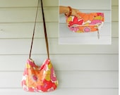 Pink retro floral cross-body bag / fold over clutch with removable strap