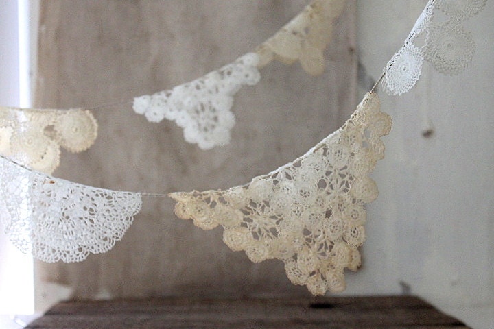 v i n t a g e delicate doilies