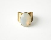 The Opal Oval ring, adjustable