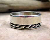 Sterling silver asymmetrical band size 6.5