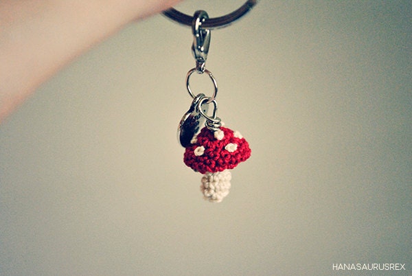 Amigurumi Magic Mushroom // Keychain