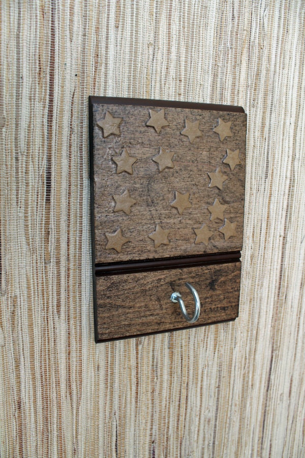 Reclaimed Wood - Rustic Brown Wall Hook with stars - ecofriendly decor - upcycled organization