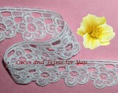 5 Yards White Vintage Cotton Embroidered Lace Trim 1-3/8 inch wide Fabric Trim R27B