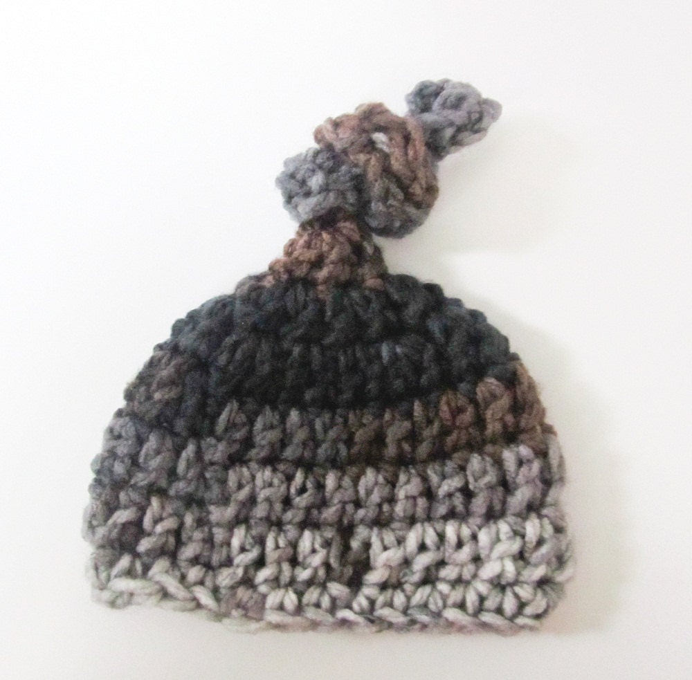 Knot Top Hat - newborn - READY TO SHIP - great photo prop - baby boy - spring - summer