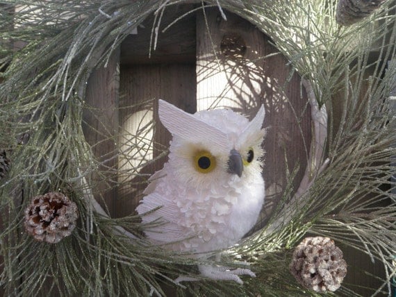 Winter Holiday Owl Wreath- Snow Glittered Pine Cone Accents Christmas Decor - IngridsSecretGarden