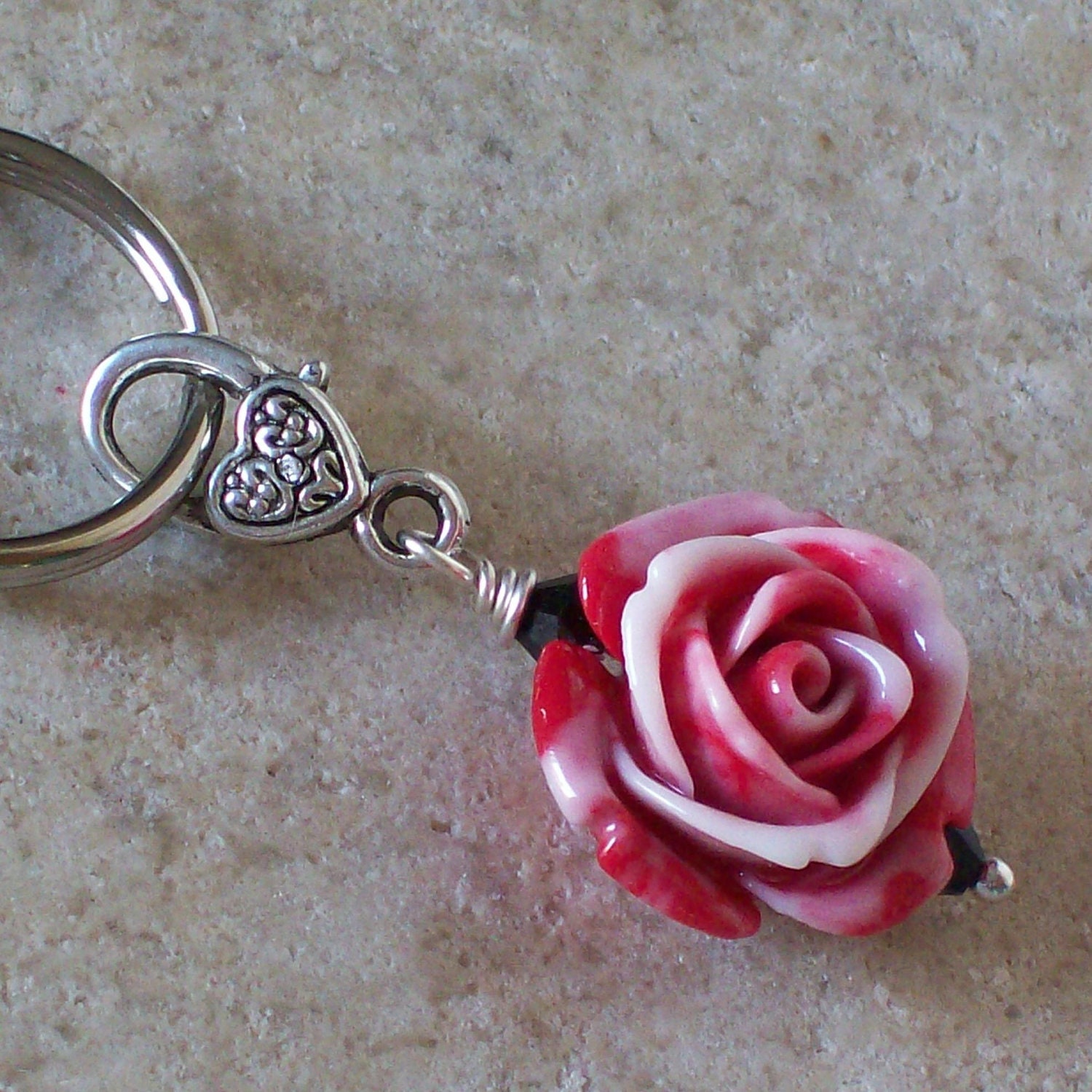 Rockabilly Red And White Rose Pendant Keychain